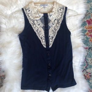 Dolly Collar Button Down